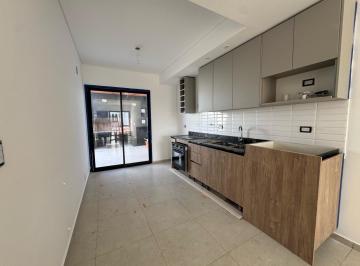Casa · 67m² · 2 Dormitorios · 1 Cochera · Duplex 2 Dorm Pb en Venta Quebradas de Manantiales