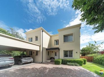 Casa · 321m² · 6 Ambientes · 3 Cocheras · Venta Casa 6 Ambientes Barrio Privado La Celina