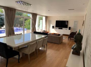 Casa de 6 ambientes, Pilar · Venta Casa Racionalista en Pilar, Mayling Club de Campo