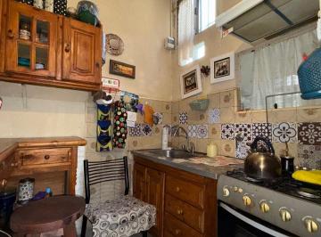 PH · 50m² · 3 Ambientes · PH en Venta - 3 Ambtes. - 70 m² - Apto Crédito - Lanús