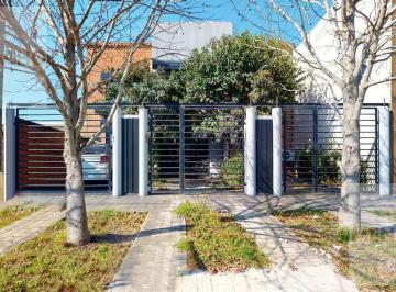 Departamento · 60m² · 2 Ambientes · 1 Cochera · Departamento - La Plata