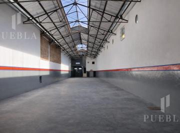 Bodega-Galpón · 530m² · 1 Cochera · Galpón en Alquiler en Parque Patricios