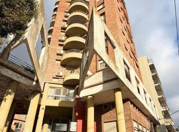 Departamento · 65m² · 4 Ambientes · Departamento de 3 Dorm. en San Lorenzo con Vista Al Río Paraná. 6 Meses Bonificados Al 50%.