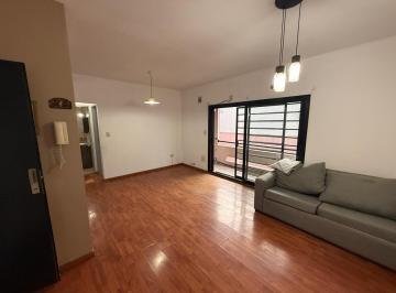 Departamento · 38m² · 2 Ambientes · Departamento Alquiler Dos Ambientes Apto Crédito Bernal Oeste Quilmes Gas Terraza Parrilla