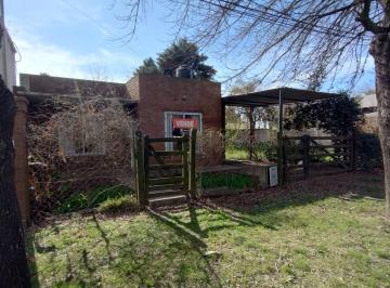 Casa · 60m² · 4 Ambientes · 1 Cochera · Casa en Ricardone a La Venta de 2 Dorm.