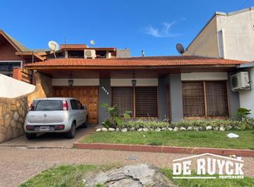 Casa · 160m² · 4 Ambientes · 2 Cocheras · Casa 4 Ambientes Apta Crédito Barrio Los Cedros