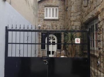 Terreno · 225m² · 1 Ambiente · Lote con Construccion