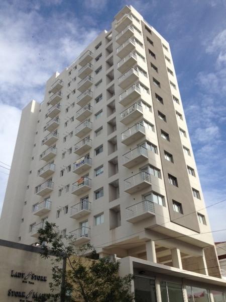 Departamento 2 Ambientes en excelente estado, ubicado en segundo piso en zona Centro