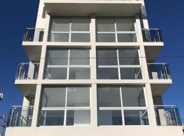 Departamento · 102m² · 4 Ambientes · 2 Cocheras · Piso de 4 Ambientes con 2 Cocheras