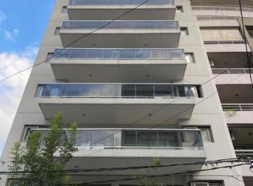 Departamento · 145m² · 4 Ambientes · 2 Cocheras · Excelente Piso de Gran Categoría