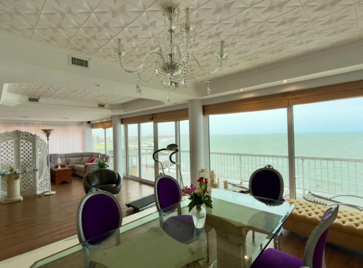Departamento · 217m² · 5 Ambientes · 1 Cochera