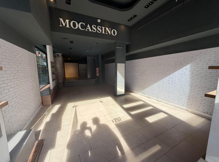 Local comercial · 253m² · 3 Ambientes