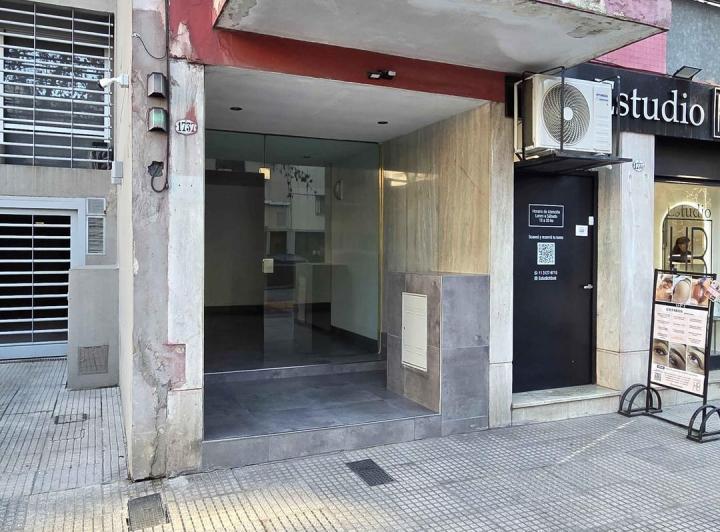 3 Ambientes con Dependendencia o Escritorio