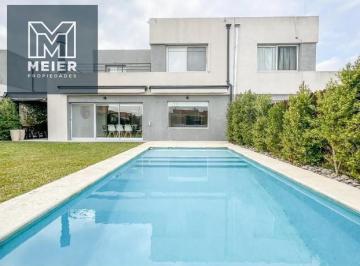 Casa · 150m² · 5 Ambientes · 6 Cocheras · Venta Casa 5 Ambientes - Casas de Santa María, Villanueva - Tigre