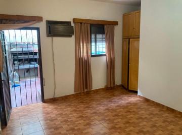 PH de 3 ambientes, Parque Patricios · Alquiler PH 3 Amb con Terraza, Parrila y Patio Cubierto