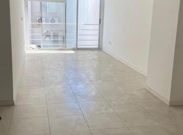 MIN-MIN-99_2 · Departamento en Venta en Castelar Centro