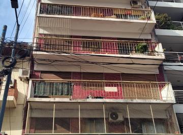 Frente edificio · 3 Ambientes en Alquiler - Paternal