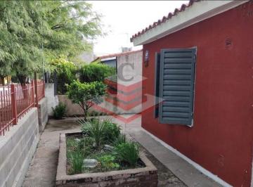 Casa · 91m² · 6 Ambientes · 1 Cochera · Casa en Venta Ituzaingó Anexo Córdoba | 2 Dorm. con Jardín Ref 3136.