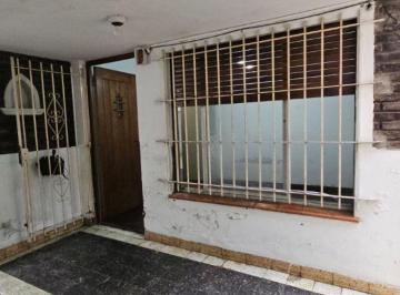Casa de 3 ambientes, Lomas de Zamora · Casa 3 Ambientes con Gran Patio