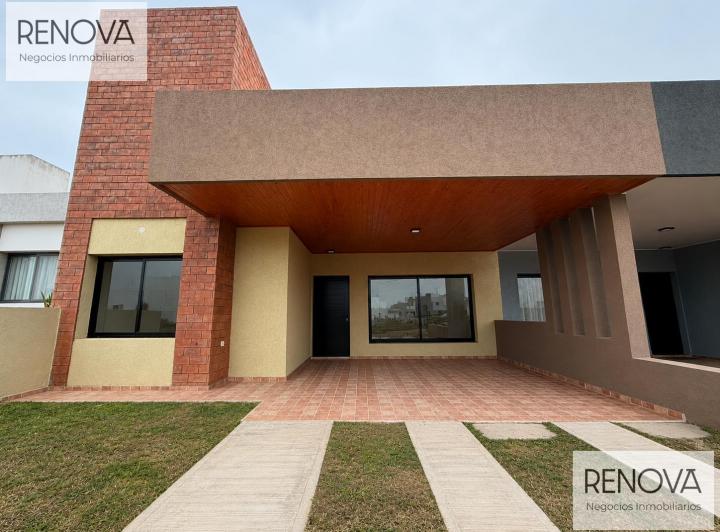 Casa · 85m² · 4 Ambientes · 1 Cochera