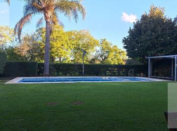 Casa · 4 Ambientes · 6 Cocheras · Casa en Venta en Haras Santa Maria