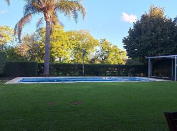 Casa · 180m² · 4 Ambientes · 6 Cocheras · Casa en Venta en Haras Santa Maria