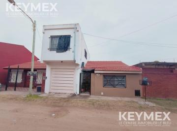 Casa · 206m² · 5 Ambientes · 1 Cochera · Venta de Casa de Dos Platas Para Seguir Construyendo