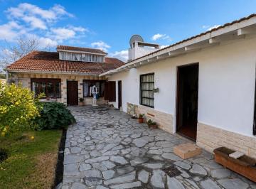 Casa · 170m² · 4 Ambientes · 2 Cocheras · Venta Casa 4 Ambientes - Barrio 9 de Julio