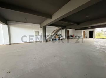 Local comercial · 770m² · 2 Ambientes · 2 Cocheras · Venta Local Comercial Entrepiso Ascensor en Ituzaingó