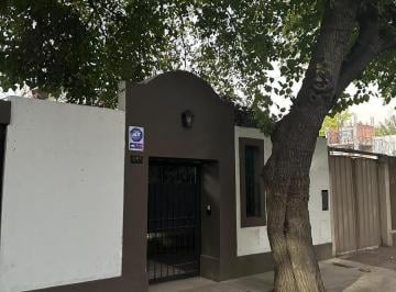 Casa · 500m² · 5 Ambientes · 1 Cochera · Casa en Guaymallen