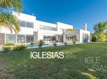 Casa · 555m² · 8 Ambientes · 4 Cocheras · Casa en Venta en Talar del Lago II