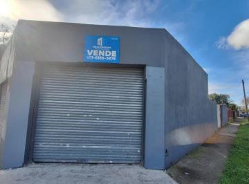 Local comercial · 75m² · Local Comercial en Venta - Excelente Esquina Sobre Camino de Cintura