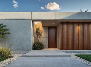 Casa · 130m² · 4 Ambientes · 2 Cocheras · Casa en Santa Elisa