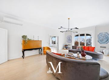 Departamento · 274m² · 6 Ambientes · 1 Cochera · Exclusivo Piso de Categoria - Av Alvear - Reciclado Frente a Plaza San Martin de Tours