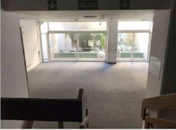 Local comercial · 489m² · Excelente Local con Vidriera en Recoleta Sobre Av Las Heras