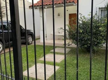 FVR-FVR-1663_2 · Venta Casa 3 Ambientes en Monte Grande