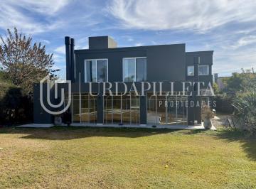 Casa · 335m² · 7 Ambientes · 4 Cocheras · Casa con Cuatro Dorm. en Suite - Las Liebres