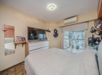 Departamento · 62m² · 3 Ambientes · Venta 3 Amb Balcon Aterrazado - Caballito - Permuta