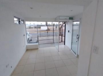 Local comercial · 20m² · 1 Ambiente · Local, Frente a La Municpalidad de Lujan