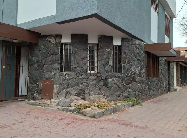 Casa · 150m² · 5 Ambientes · 1 Cochera