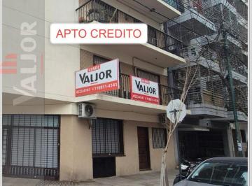 Departamento · 54m² · 3 Ambientes · Departamento 3 Amb - Al Frente C/balcon Corrido - Apto Profesional!