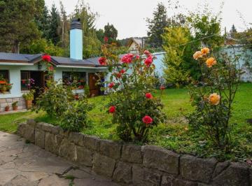 Casa de 4 ambientes, San Carlos de Bariloche · Muy Linda Casa en Barrio Belgrano