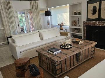 Casa · 420m² · 5 Ambientes · 3 Cocheras · Casa en Alquiler Temporario en Las Lomas de San Isidro