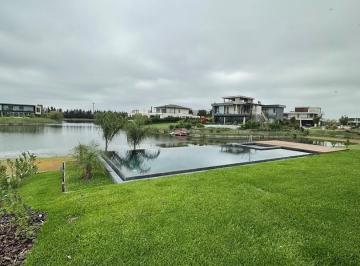 Casa · 433m² · 6 Ambientes · 2 Cocheras · Casa en Venta en Virazon Al Agua