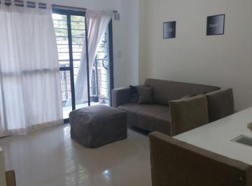 Departamento de 3 ambientes, Almagro · Departamento Temporario 3 Amb en Almagro - Lezica 4200