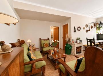 PH · 40m² · 2 Ambientes · PH 2 Amb Venta Monte Castro Terraza Parrilla S/exp