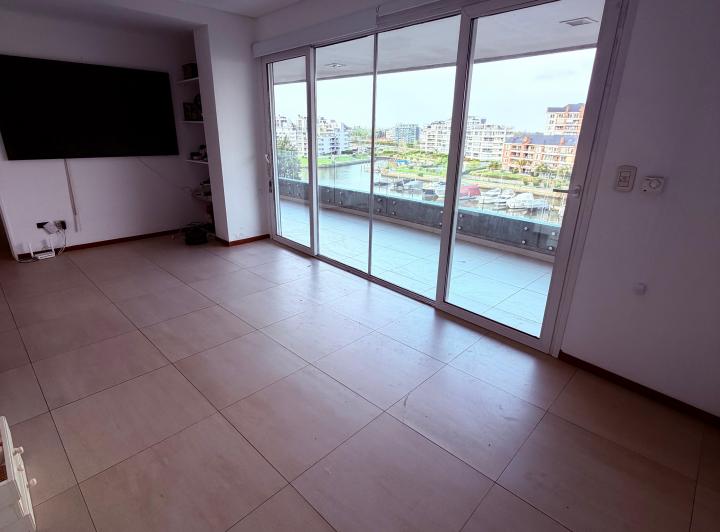 Departamento · 77m² · 2 Ambientes · 1 Cochera