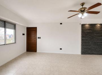 Departamento · 89m² · 4 Ambientes · 1 Cochera · Departamento 4 Ambientes Venta Longchamps Cochera