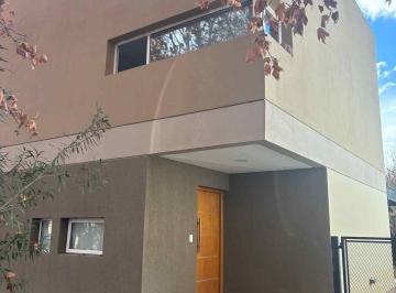 Casa · 176m² · 7 Ambientes · 1 Cochera · Casa en Venta en B° Privado Grand Parc - Viterbori
