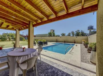 Casa de 2 ambientes, San Miguel del Monte · Oportunidad · Quinta Vacacional · 1 Dormitorio · Pileta · San Miguel del Monte